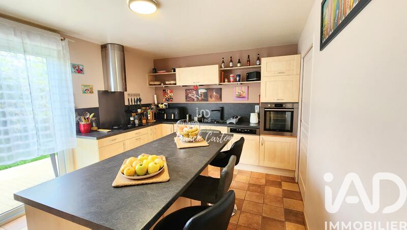 Maison - 140 m² - 6 pièces