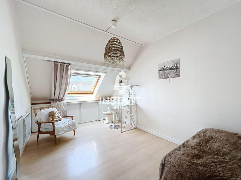 Maison - 156 m² - 8 pièces