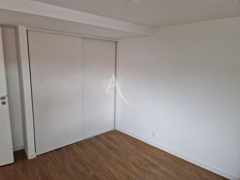 Appartement - 81 m² - 3 pièces