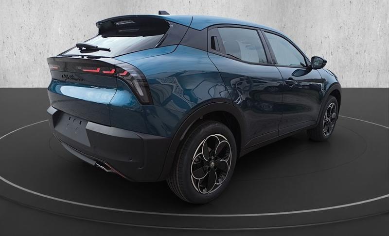 Alfa Romeo Junior 1.2 Ibrida 145 Speciale Edct6