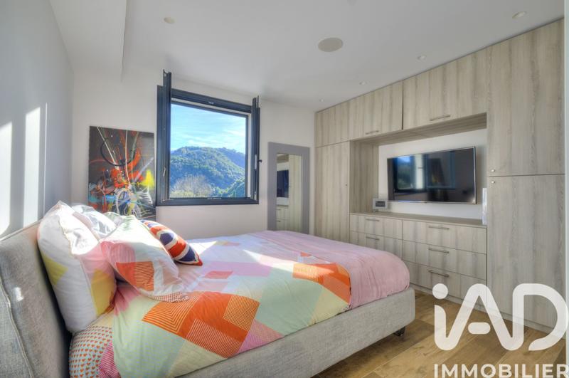 Maison de maîtres - 360 m² - 10 pièces