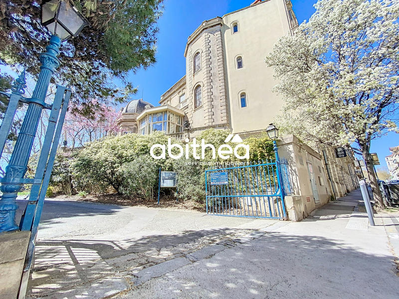 Appartement - 161 m² - 4 pièces