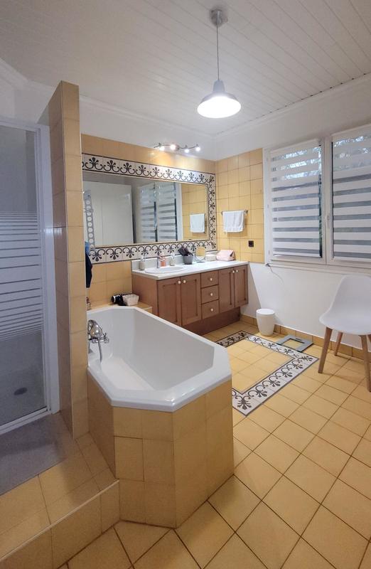 Maison - 75 m² - 3 pièces