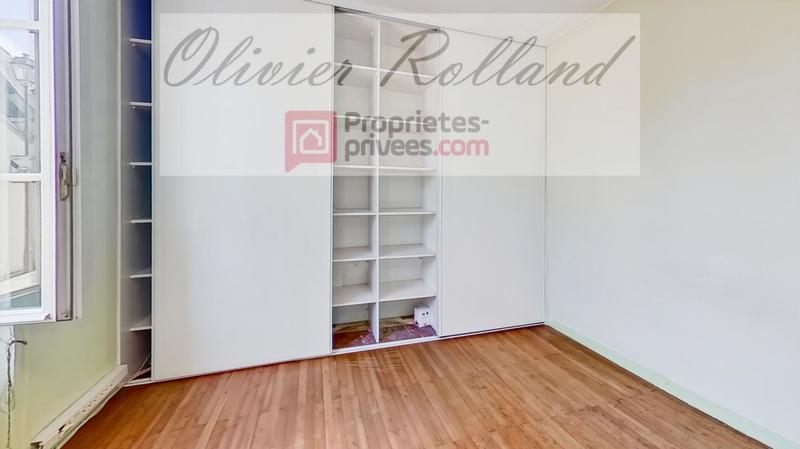 Maison - 300 m² - 13 pièces