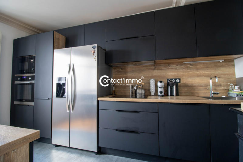 Appartement - 100 m² - 5 pièces