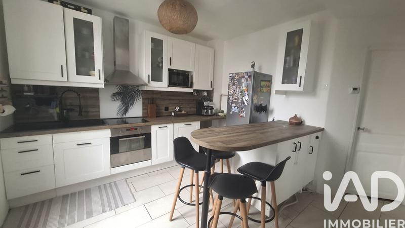 Maison - 93 m² - 4 pièces