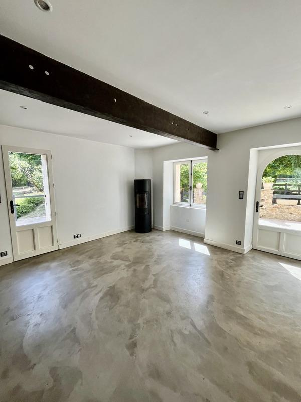 Propriété - 422 m² - 29 pièces