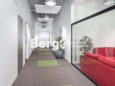 Bureau - 290 m²