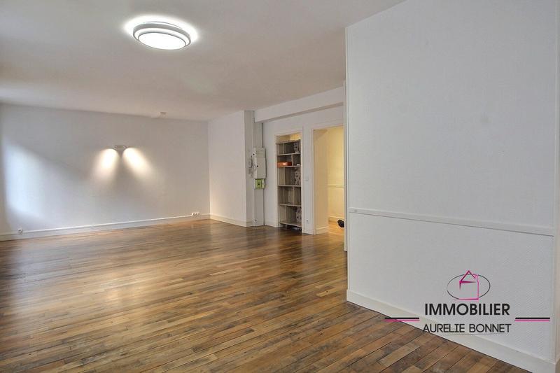 Appartement - 80 m² - 4 pièces