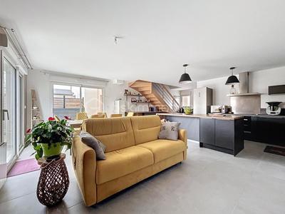 Maison - 102 m² - 5 pièces