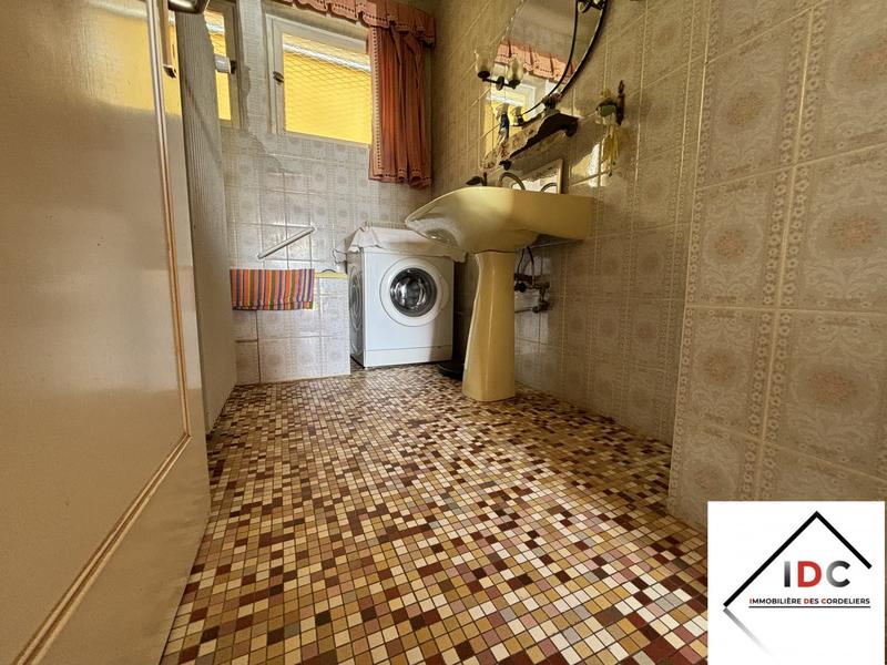 Maison - 105 m² - 5 pièces