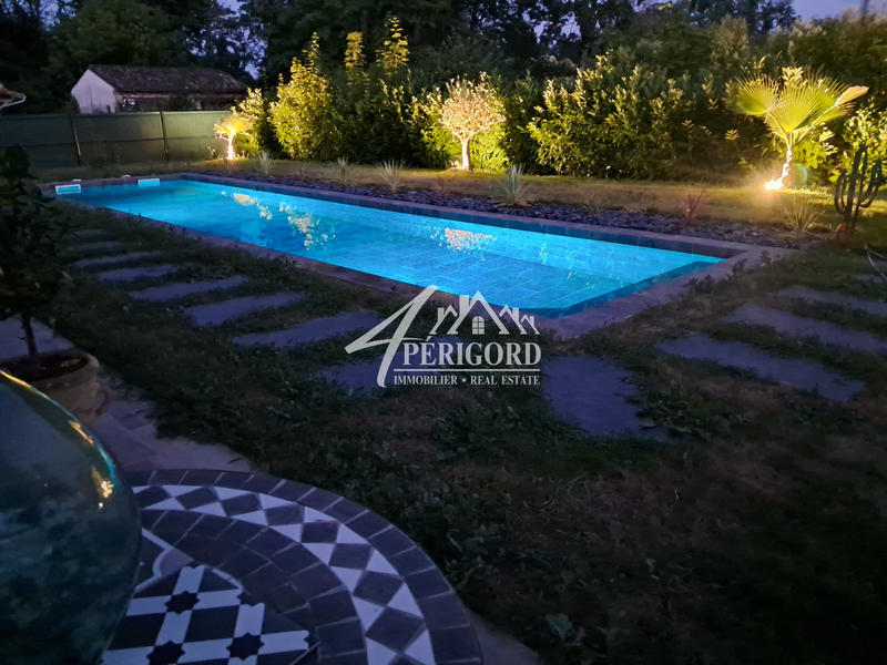 Maison contemporaine - 170 m² - 7 pièces