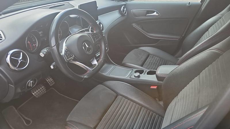 Mercedes Gla 200 156 7g-Dct Fascination Pack Amg - Automatique Toit ouvrant