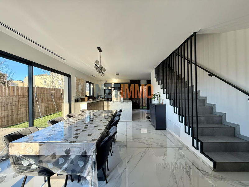 Villa - 96 m² - 4 pièces