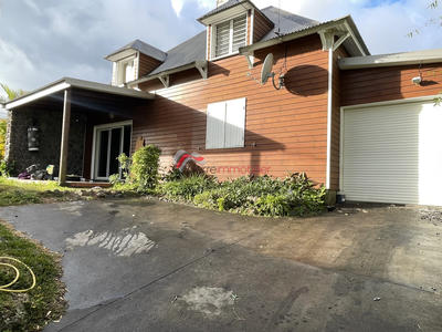 Maison - 107 m² - 5 pièces