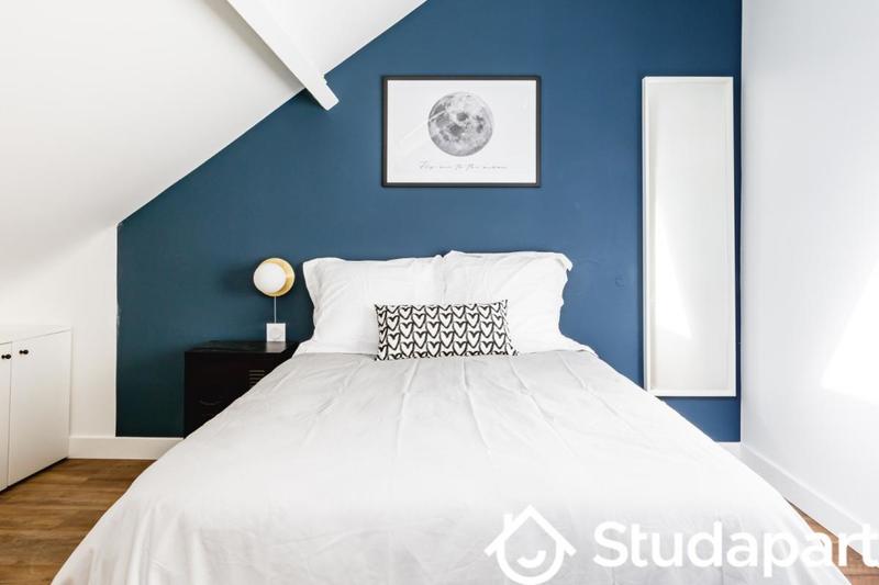 Chambre - 11 m² - 1 pièce