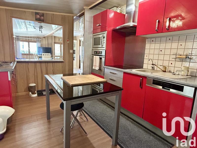 Maison - 14 000 m² - 4 pièces