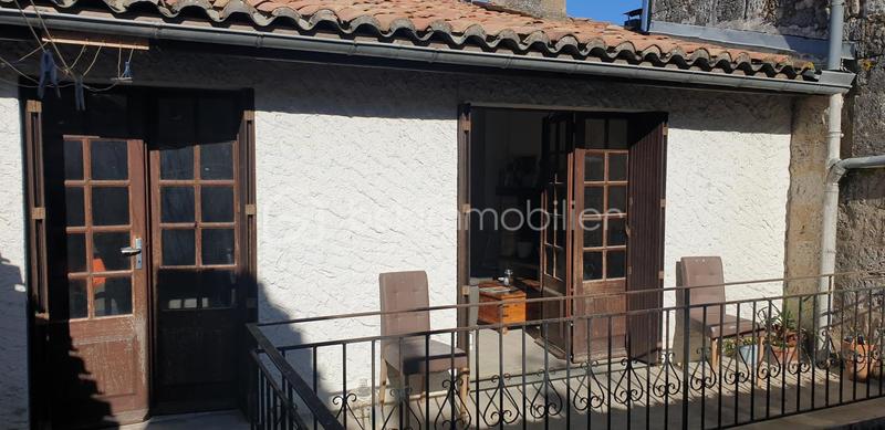 Appartement - 80 m² - 3 pièces