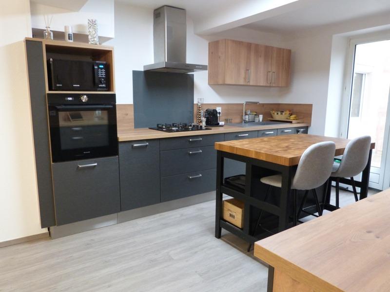 Maison - 200 m² - 7 pièces