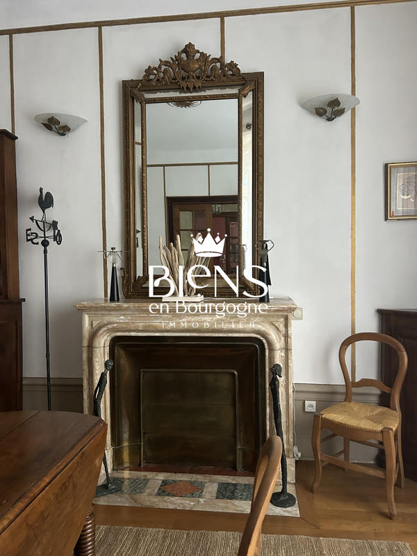 Maison ancienne - 200 m² - 9 pièces