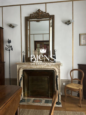 Maison ancienne - 200 m² - 9 pièces