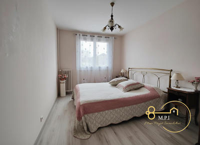 Appartement - 82 m² - 4 pièces