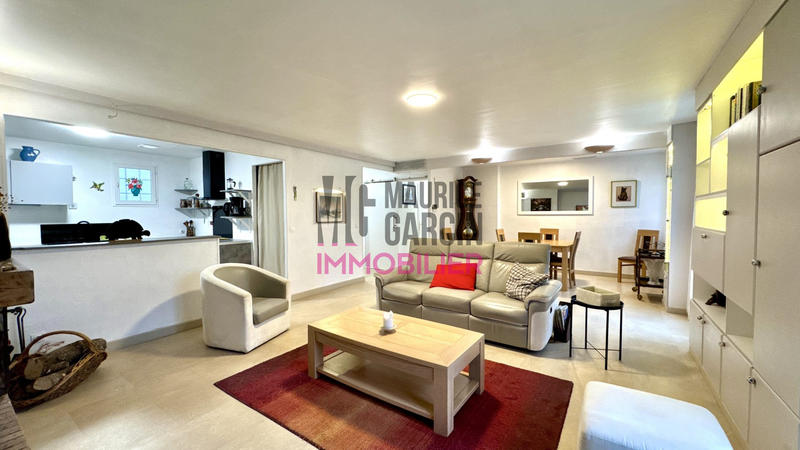 Maison - 224 m² - 5 pièces