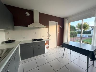 Maison - 121 m² - 5 pièces