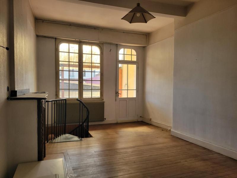 Local commercial - 363 m² - 12 pièces