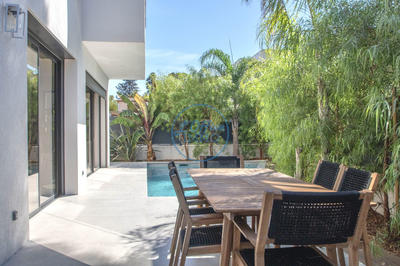 Maison contemporaine - 180 m² - 5 pièces