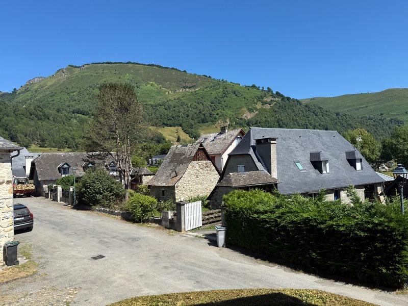 Maison de village - 150 m² - 8 pièces