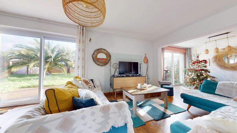 Pavillon - 125 m² - 5 pièces