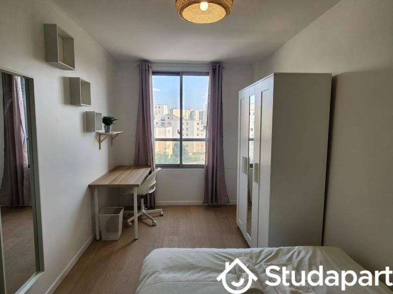 Chambre - 11 m² - 1 pièce