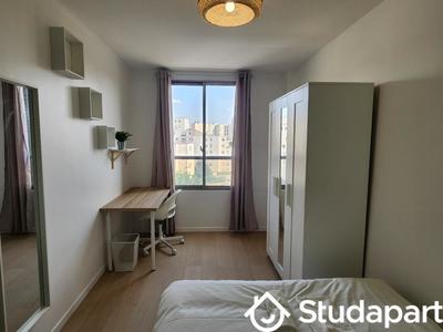 Chambre - 11 m² - 1 pièce