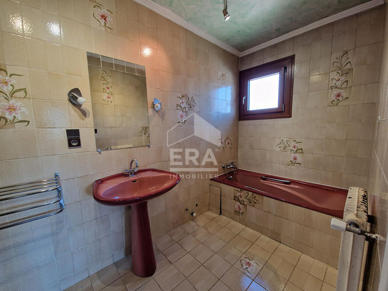 Appartement - 108 m² - 4 pièces