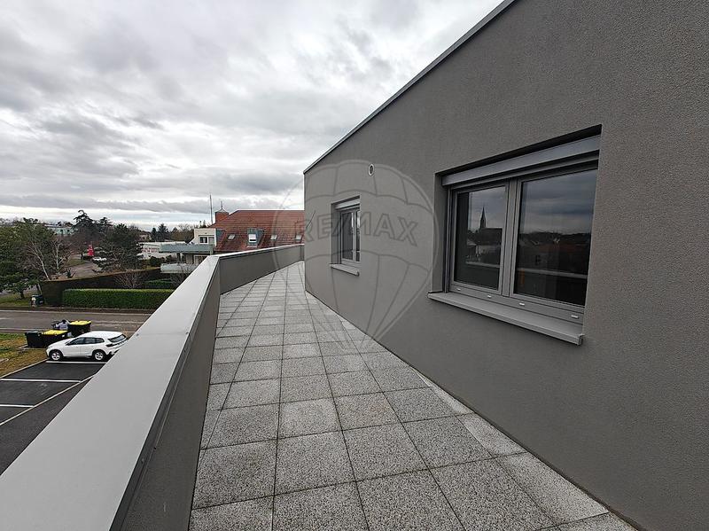 Appartement - 101 m² - 4 pièces