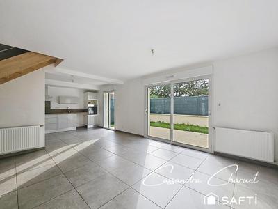 Maison de ville - 80 m² - 4 pièces