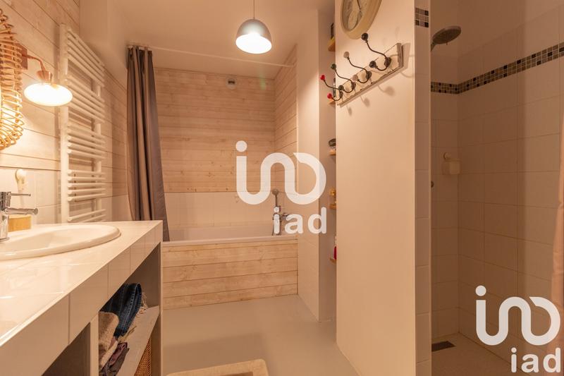 Maison - 196 m² - 6 pièces