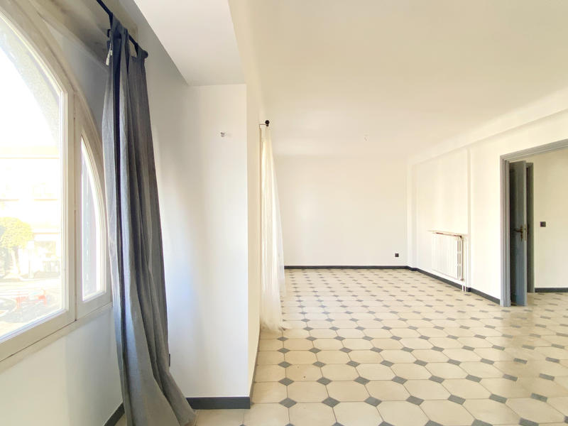 Maison - 186 m² - 5 pièces