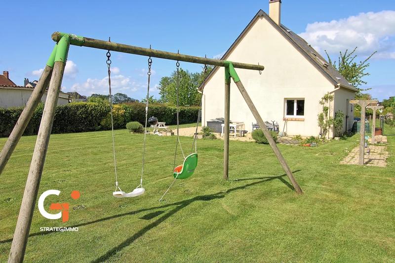 Maison - 102 m² - 5 pièces