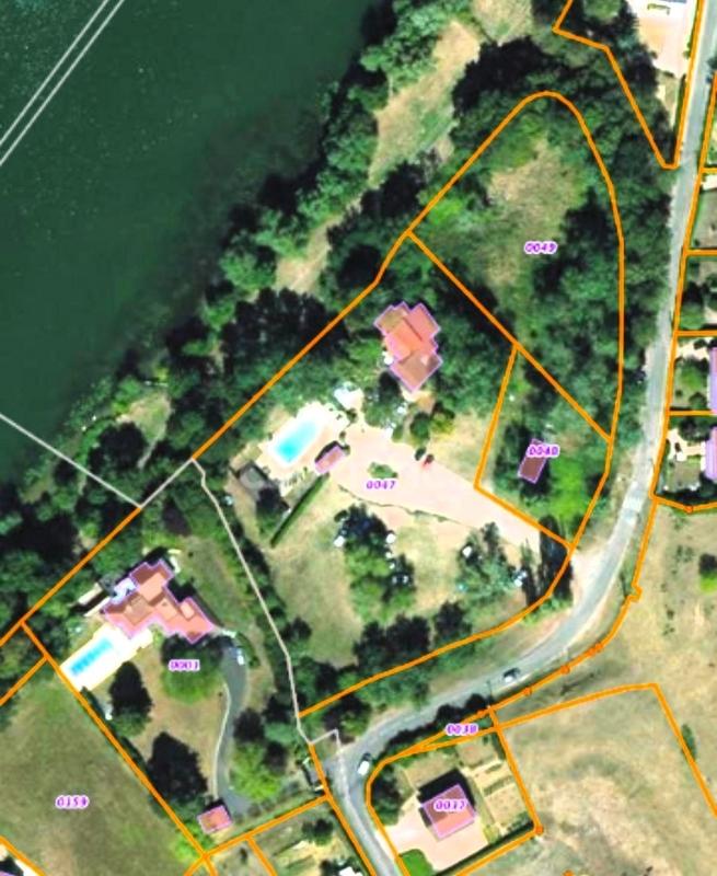 Terrain constructible - 11 252 m²