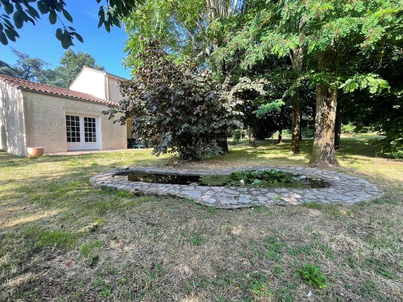 Maison - 158 m² - 7 pièces