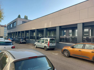 Fonds de commerce - Magasins - 85 m²