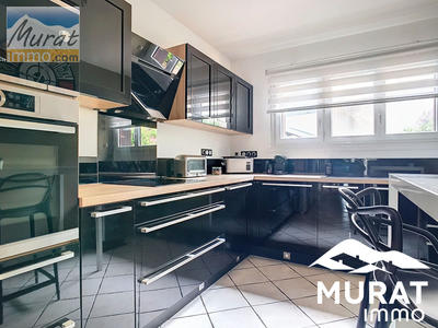 Maison - 105 m² - 5 pièces