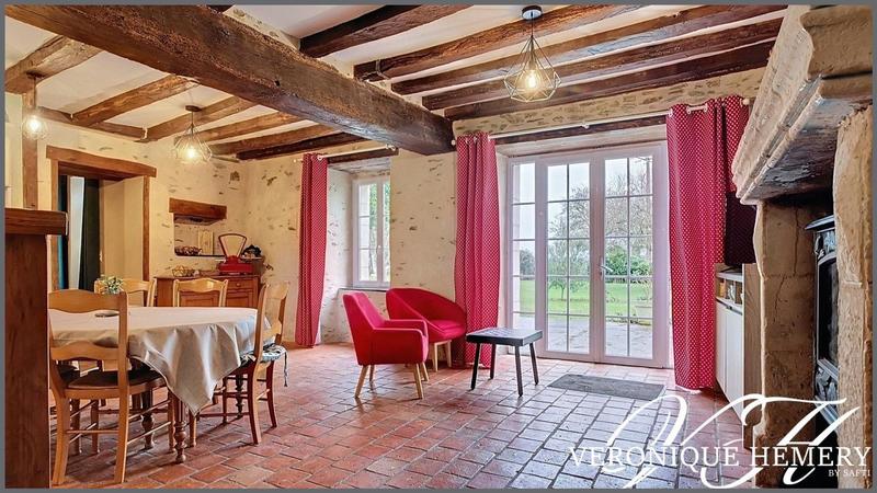 Maison - 200 m² - 10 pièces