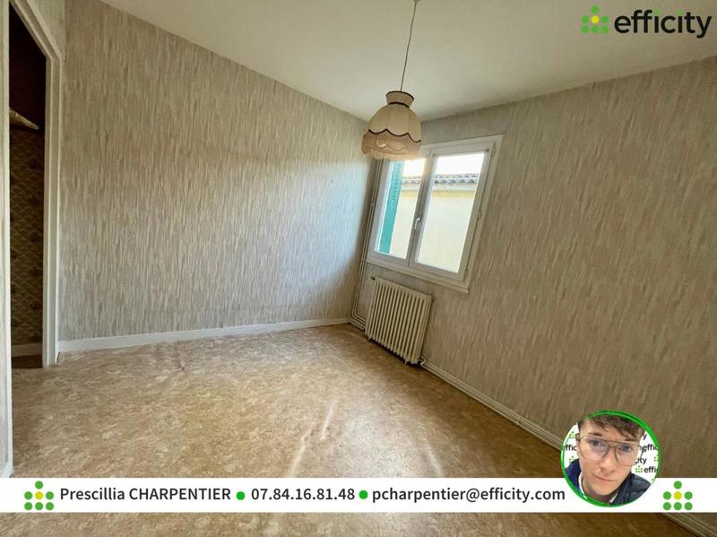 Maison - 90 m² - 5 pièces