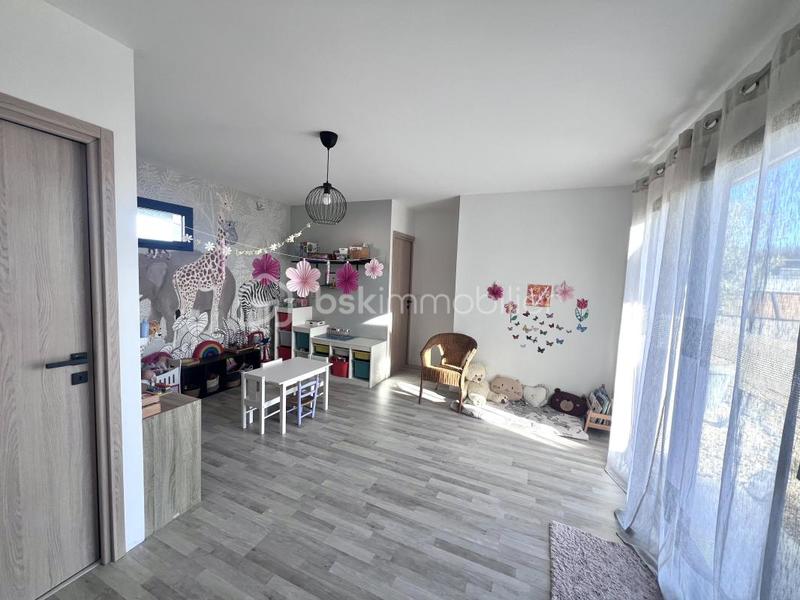 Maison - 190 m² - 8 pièces