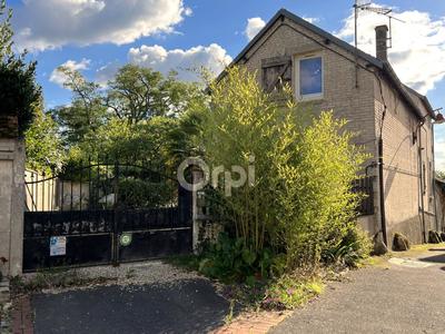 Maison - 95 m² - 3 pièces