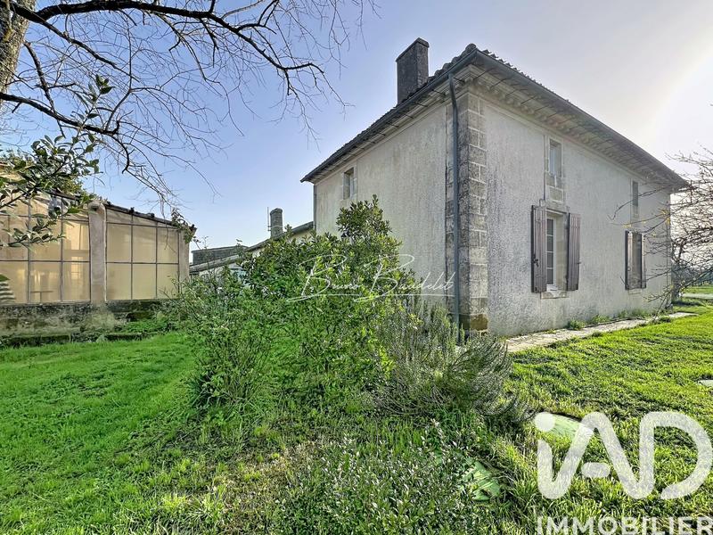 Maison - 361 m² - 10 pièces