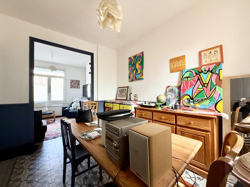 Maison - 99 m² - 5 pièces